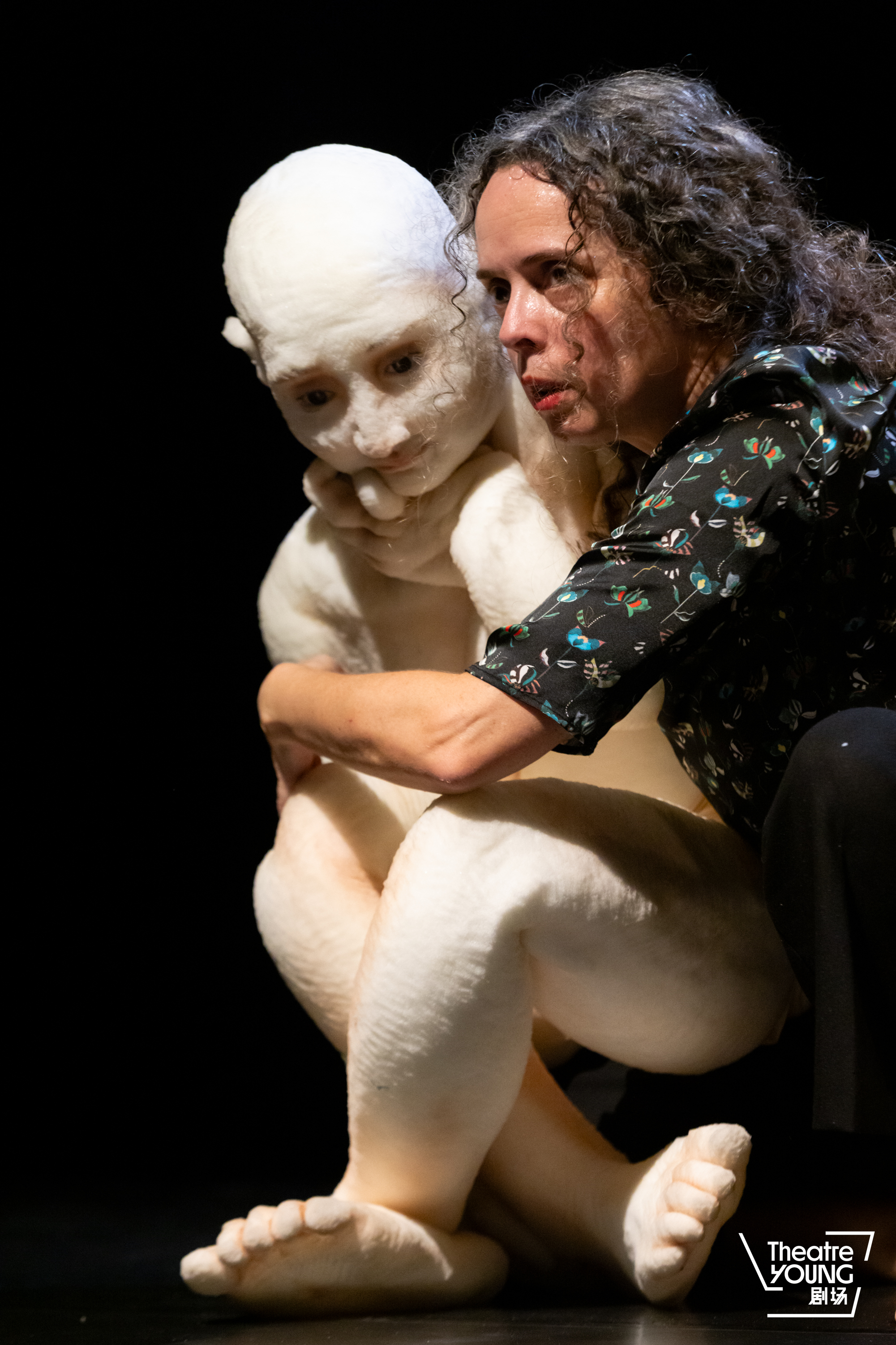 Pina life-sized puppet performance